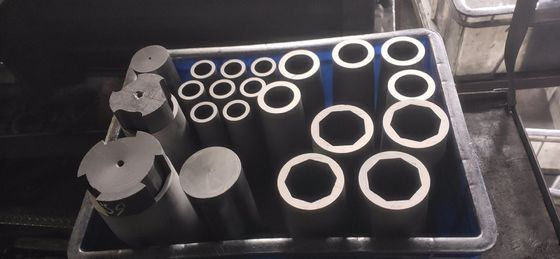 Шестиугольная графитовая форма для непрерывного литья латуниная стержня/труба 100% углеродный пластинчатый графит